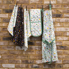 Load image into Gallery viewer, Flower Meadow Double Oven Gloves
